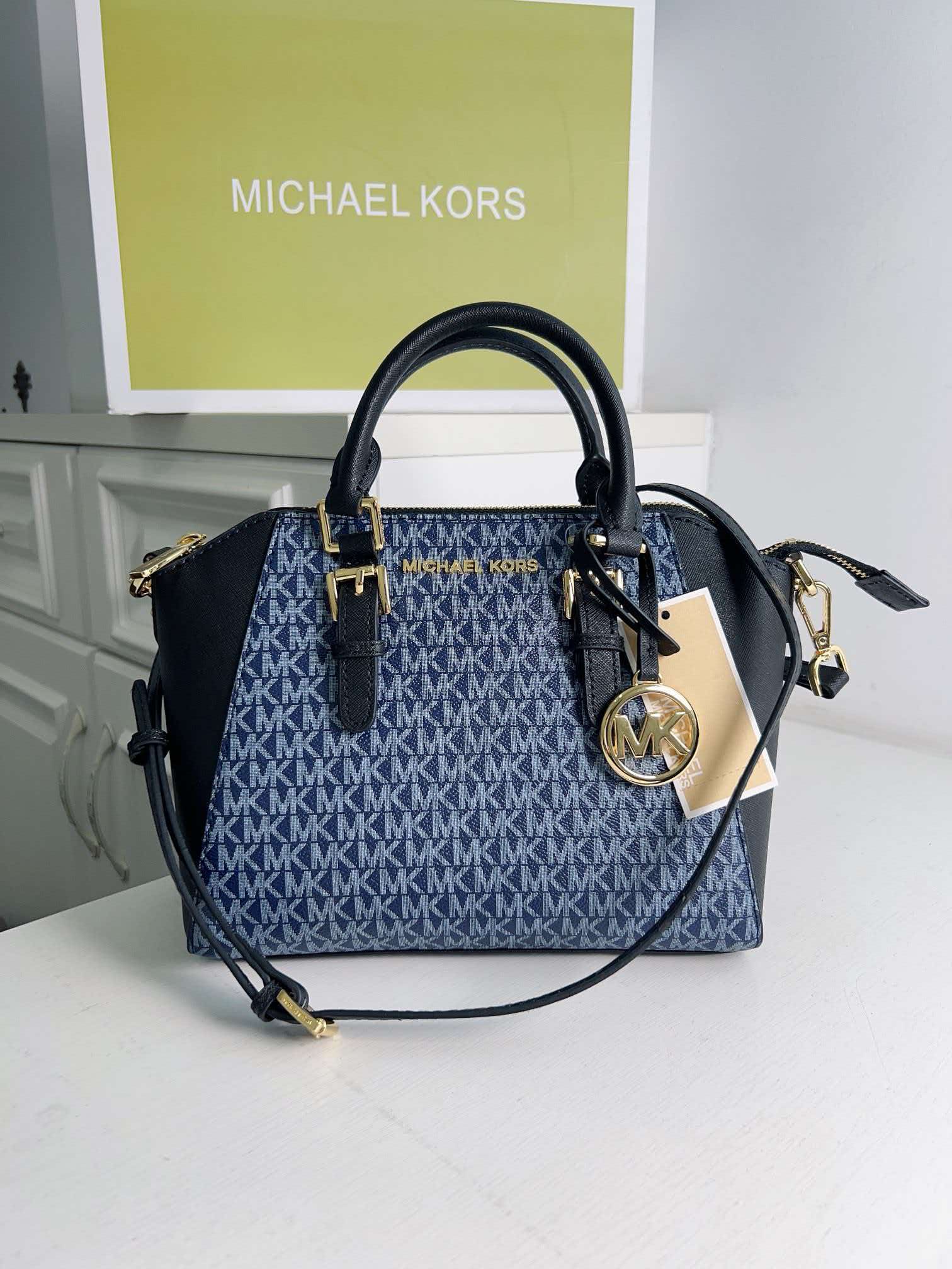 Women'S Bags Michael Kors - Brand new Michael Kors women's large-capacity