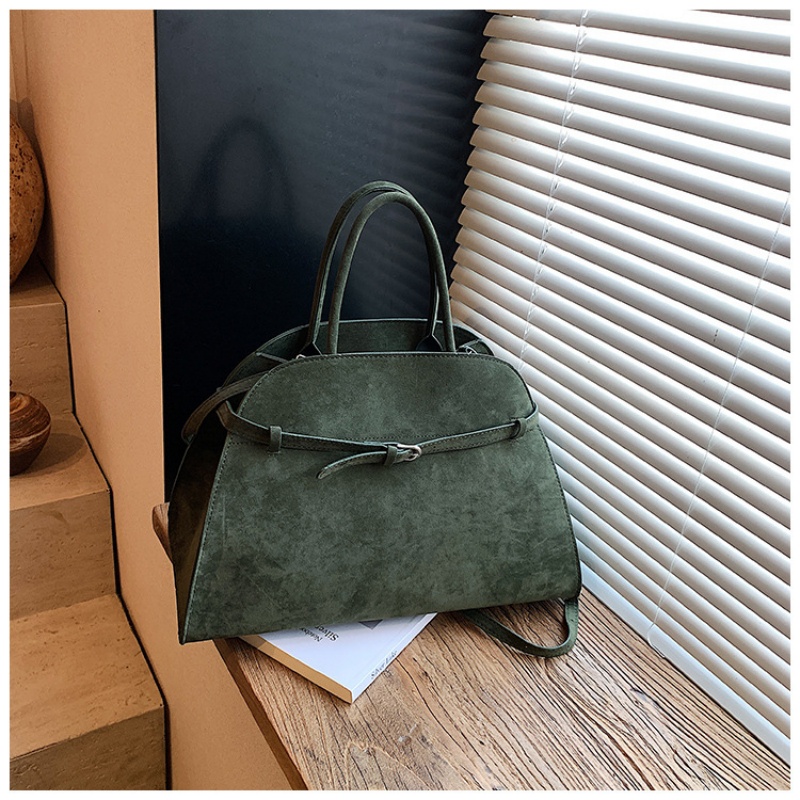 Structured dome-shaped handbag - đánh giá và giá Top Handle Structured