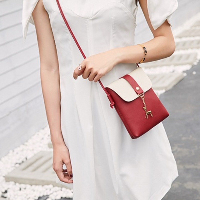 New Deer Pendant Bag Women's S - đánh giá và giá Women'S Bags New Look
