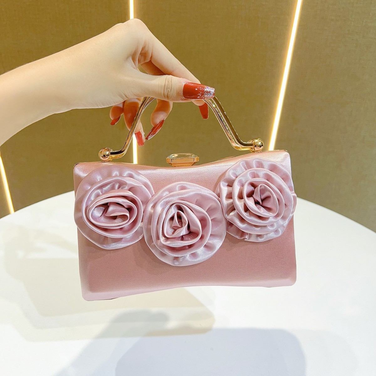 New Silk Evening Clutch Women’ - đánh giá và giá Women'S Bags New Look