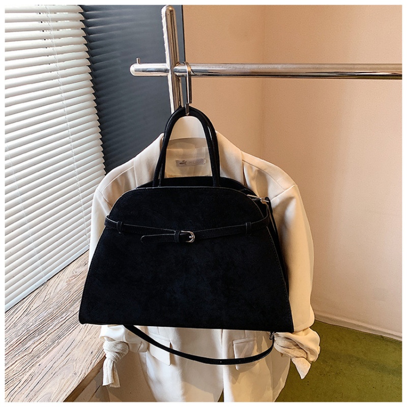 Structured dome-shaped handbag - đánh giá và giá Top Handle Structured