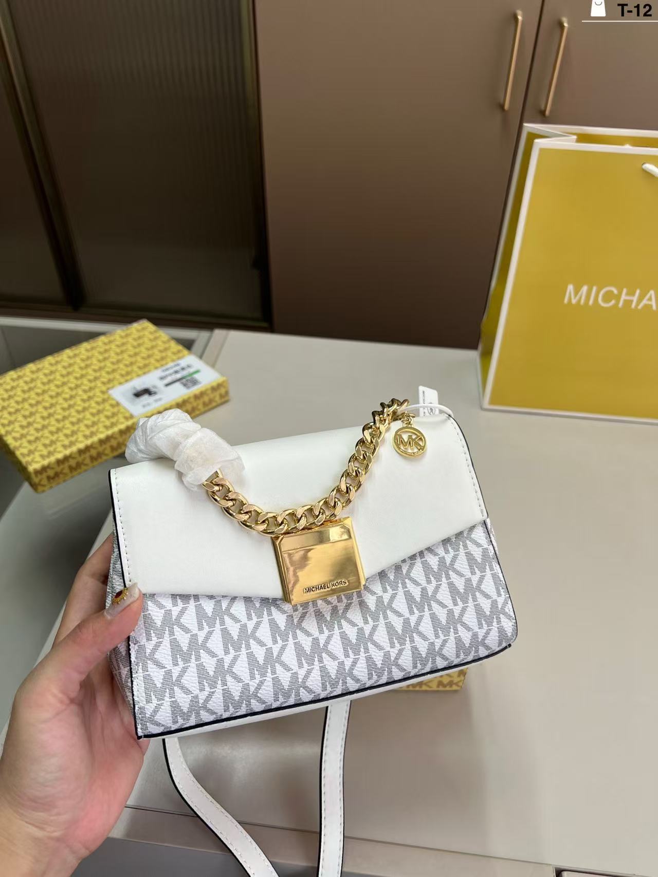Brand new Michael Kors women's - đánh giá và giá Women'S Bags Michael Kors
