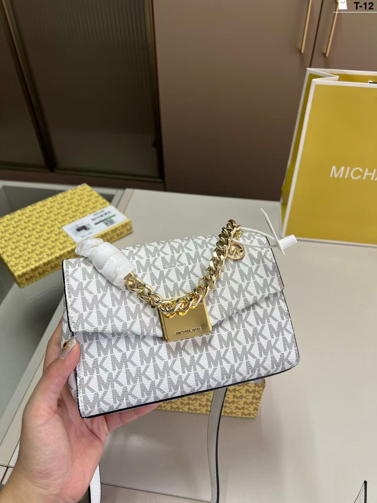 Brand new Michael Kors women's - đánh giá và giá Women'S Bags Michael Kors