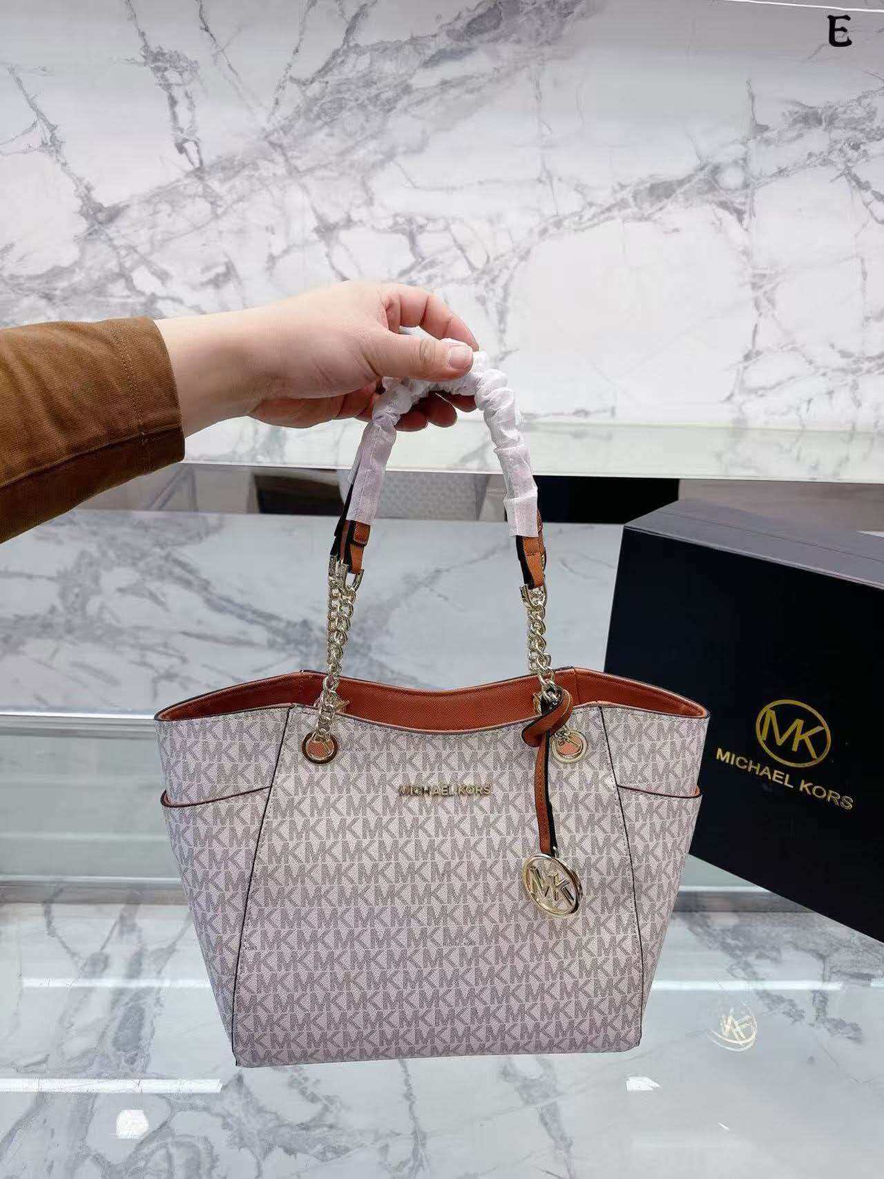 Michael Kors Jet Set 2026 New  - đánh giá và giá Women'S Bags Michael Kors